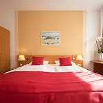 City-hotel Am Wasserturm Halle 4*