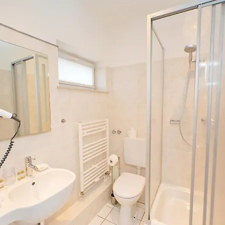 City-hotel Am Wasserturm Halle Hotel 4*