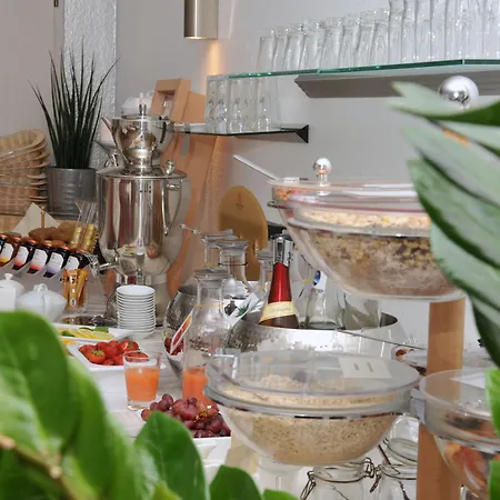 City-hotel Am Wasserturm Halle Hotel 4*