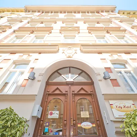 City-hotel Am Wasserturm Halle 호텔