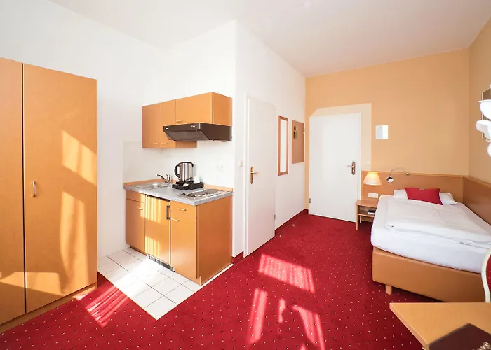 City-hotel Am Wasserturm Halle Hotel 4*