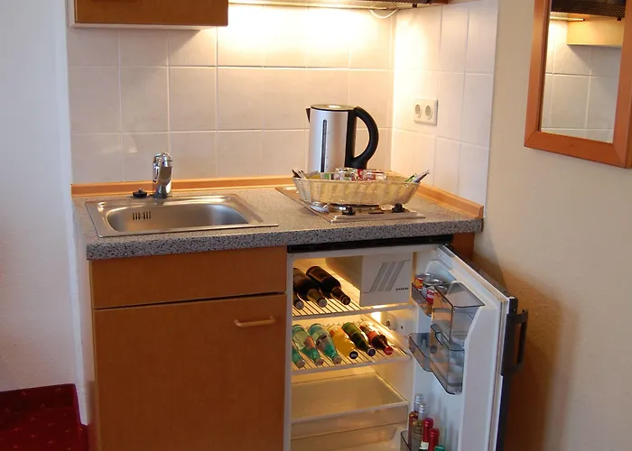 City-hotel Am Wasserturm Halle 4*