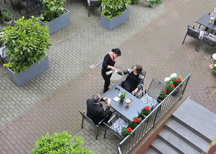 City-hotel Am Wasserturm Halle Hotel 4*