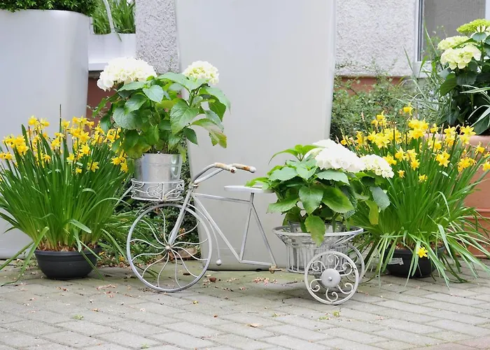 City-hotel Am Wasserturm Halle 4*