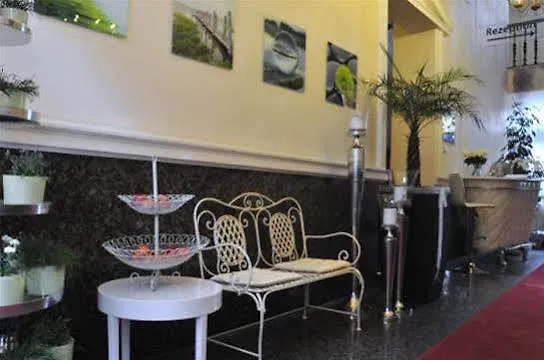 City-hotel Am Wasserturm Halle 4*